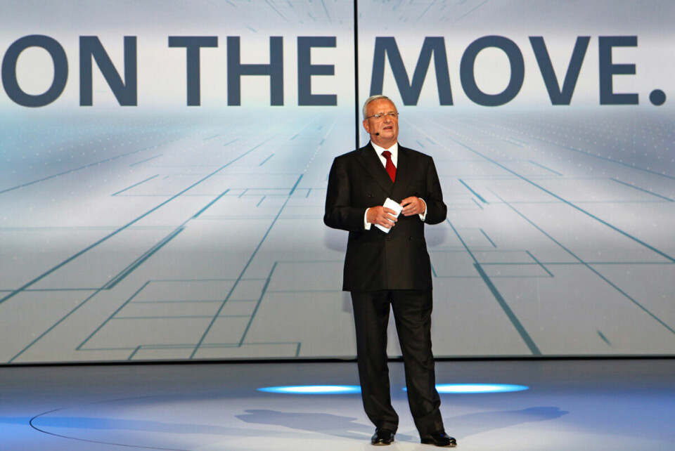 Martin Winterkorn:Als langjähriger Vorstandschef leitete der heute 69-Jährige zusammen mit Ferdinand Piëch den Weltkonzern VW auf ganz eigene Art. Vor dem detailversessenen Metallphysiker zitterten bei der Abnahme neuer Modelle schon mal die Ingenieure. Winterkorn führte das größte deutsche Unternehmen in ungeahnte Höhen, musste aber kurz nach Beginn des Abgas-Skandals zurücktreten - obwohl er betonte, sich keines Fehlverhaltens bewusst zu sein, wie er im Untersuchungsausschuss des Bundestags wiederholte. Es wird aber auch wegen Verdachts auf Betrug und Marktmanipulation gegen ihn ermittelt - ein jäher Absturz des einst bestbezahlten Managers aller Dax-Konzerne. id-01-winterkorn-martin-volkswagen.jpg