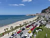 Targa Florio 2016: klassische Autos, Sonne und Strand.