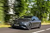 Die Mercedes-Sportabteilung hat den EQE für besonders dynamische Fahrfreuden ertüchtigt