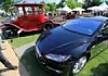 Detroit Electric Modell 52 Double Drive und Tesla Model S 70D