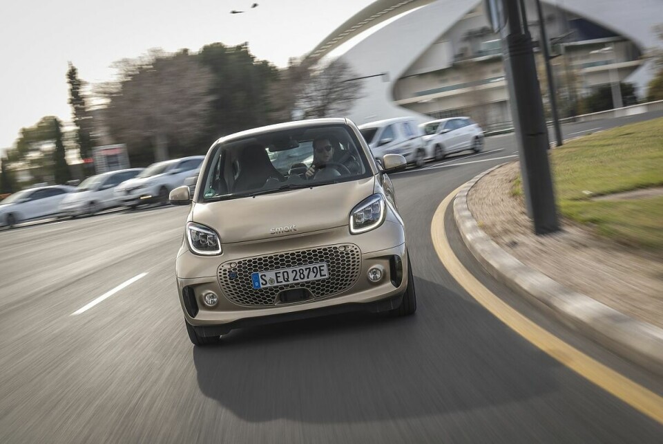 Der Smart EQ Fortwo hat einen Wendekreis von 6,95 Metern. Smart EQ Fortwo - Wendekreis von 6,95 Metern