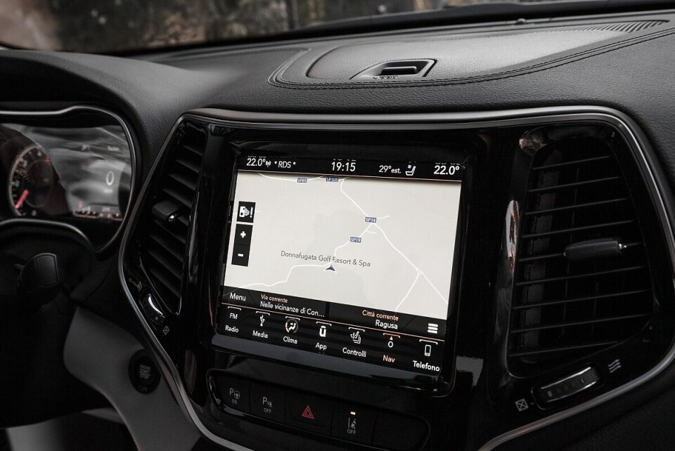 Jeep Cherokee - UConnect-System