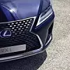 Der üppige Kühlergrill des Lexus RX 450h