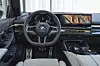 Das Interieur und Infotainment des neuen BMW i5.