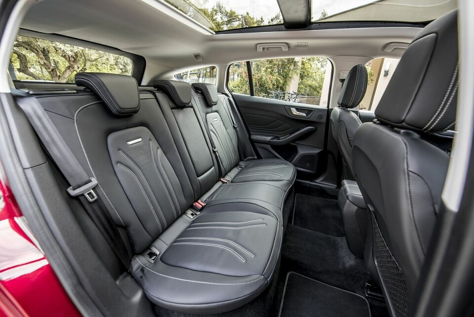 Ford Focus 1.5 Ecoboost Turnier Kopfstützen