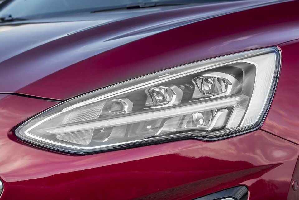 Ford Focus 1.5 Ecoboost Turnier - LED-Licht nur gegen Aufpreis.