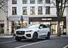 Der Jaguar F-Pace P400e kostet mindestens 70.774,23 Euro