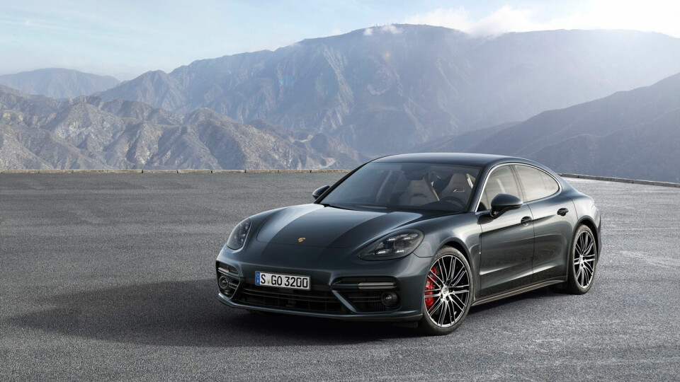 Posche Panamera 2017