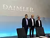 Der Daimler-Vorstand hat Grund zum Stolz sein: Nummer 1 der Premiumautobauer und glänzende Zahlen.