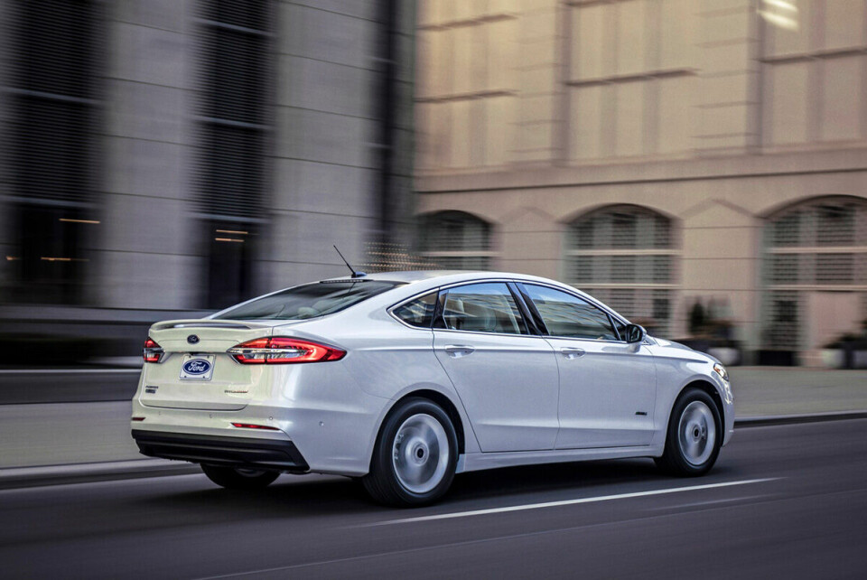 Ford will sein US-Modell Fusion nunmehr doch bis mindestens 2021 weiter produzieren. Ford Fusion