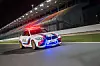 Am Ende der Start- und Zielgeraden des Losail race Tracks mit dem BMW M2 Safety Car Moto GP 2016.