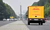 Streetscooter der DHL in Berlin vor der Siegessäule.