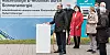 Feierliche Inbetriebnahme der größte zusammenhängende Photovoltaikanlage bei Dräxlmaier mit dem bayerischen Wirtschaftsminister Hubert Aiwanger(vorne).