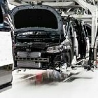 Deutsche Zulieferer verlieren an Bedeutung Automotive industry - Europe production line