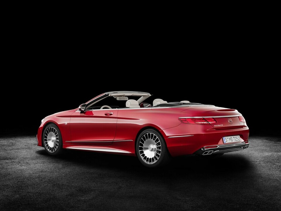 Mercedes Maybach S 650 Cabrio - kostet 300.000 Euro netto. ap-20539-bild00_neuvorstellung_mercedes_maybach_s_650_cabrio-jpg.jpg