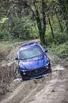 Der Maserati Levante kommt auch im Gelände gut klar.