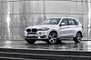 Rein elektrisch kann der BMW X5 xDrive 40e je nach Fahrmodus bis zu 31 Kilometern fahren oder mit