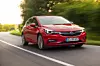 Der Opel Astra ist 4,37 Meter lang,...