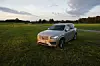 Der Volvo XC90 D5 ist fast zwei Meter breit
