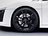 Audi R8 V10 RWS - vorn Reifen des Formats 245/35, hinten auf 295/35-Reifen.