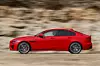 Jaguar XE P300 AWD - deutliche Anklänge an ein Coupé