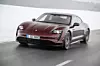 Porsche Taycan Basismodell 2021 - bringt als Basismodell die bis zu 350 kW/476 PS bestens auf die Straße