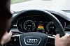 Audi A8L 60 TFSI e quattro - Reichweiten-Kombination im Cockpit
