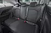Der Corsa bietet ausreichend Platz für zwei und genug Platz für drei Personen im Fond.