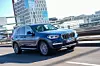 Der BMW X3 xDrive30e ist bis zu 210 km/h schnell