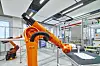 Kuka-Roboter im Skoda-Werk Kvasiny / Skoda baut Qualifizierung in Kvasiny aus