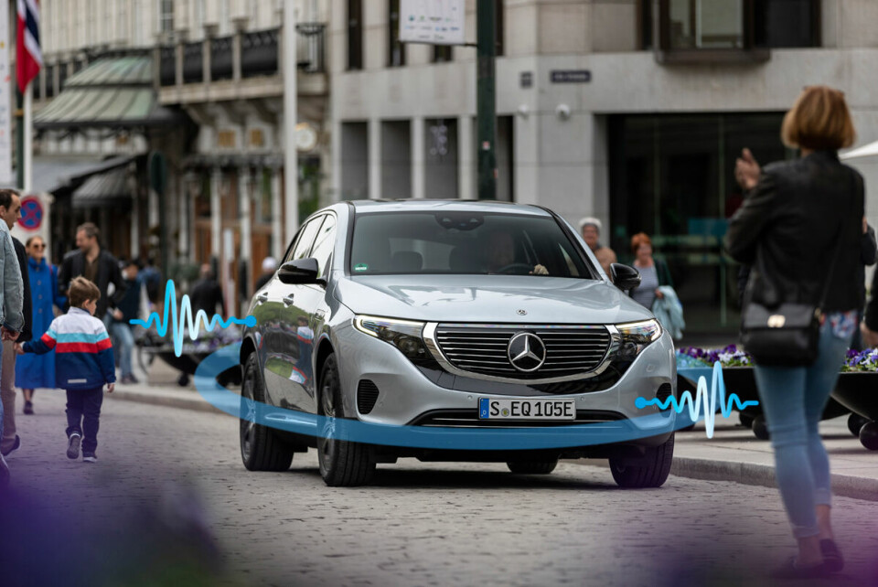 Mercedes-Benz rüstet Plug-In Hybride und Elektrofahrzeuge künftig mit Soundgeneratoren aus. Auch andere Hersteller folgen, denn ab Juli ist der Einbau von Warngeräuschen in Europa Pflicht. Soundgeneratoren von Mercedes-Benz