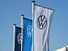 Volkswagen Logo auf Flaggen
