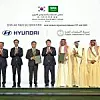 Vertreter von Hyundai und Saudi-Arabiens bei der Unterzeichnung ihres Joint-Venture-Vertrags: Das Gemeinschaftsunternehmen soll ab 2026 50.000 Fahrzeuge jährlich produzieren - sowohl Verbrenner- wie auch Elektroautos.