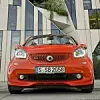 Das Brabus Smart Fortwo Cabrio hat eine deutlich aggressivere Optik, als die Serien-Version
