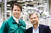 Die Briten haben sich aus dem politischen Europa verabschiedet, Jaguar Land Rover kommt mit dem Bau des Werks in Nitra richtig an in Festland-Europa. Interview mit Produktionschef Wolfgang Stadler (re.) und Werksleiter Alexander Wortberg über die Rolle Nitras im Globalen Produktionsnetz.