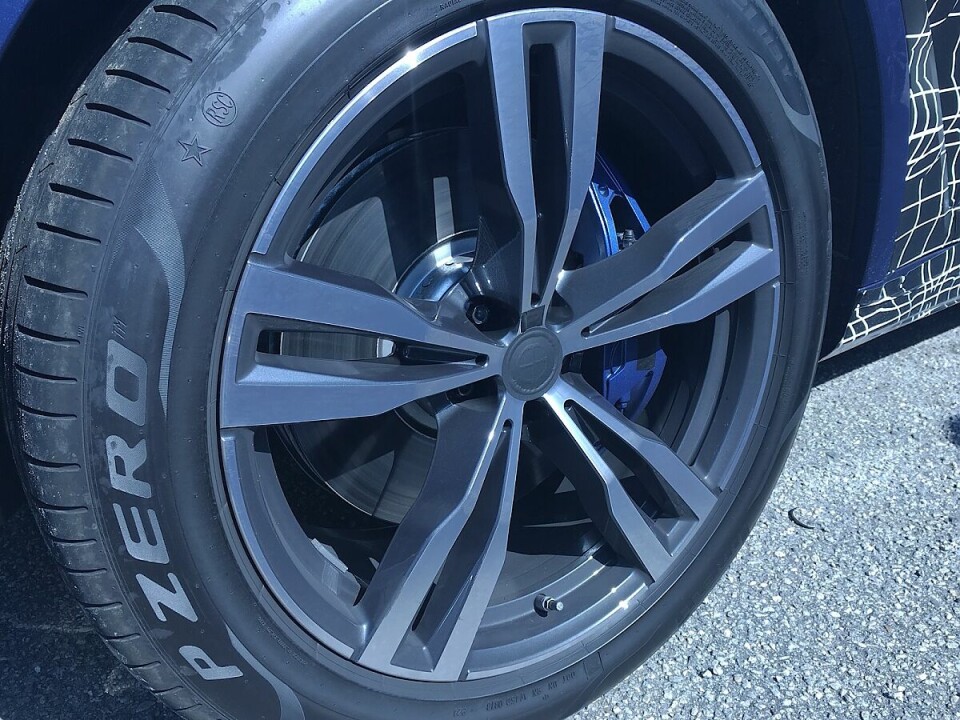 BMW X7: Auf 21- und 22-Zoll Rädern