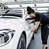 Qualitätskontrolle der neuen Mercedes-Benz S-Klasse in der Factory 56