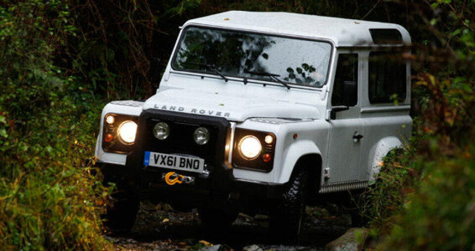 Die uneingeschränkte Geländetauglichkeit des Modells, seine Robustheit und Zuverläs-sigkeit sowie die hohe Zugkraft verschaffen dem stets behutsam modernisierten Klassiker entscheidende Vorsprünge vor dem Wettbewerb. Die uneingeschränkte Geländetauglichkeit des Modells, seine Robustheit und Zuverläs-sigkeit sowie