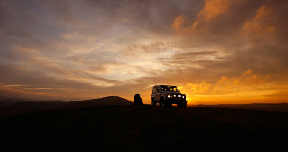 Die einzigartige Kombinationan Fähigkeiten sorgt schließlich dafür, dass der Defender in der weltweiten Kundschaft auf außergewöhnlich hohe Loyalitätsraten bauen kann. Die einzigartige Kombination an Fähigkeiten sorgt schließlich dafür, dass der Defender in der