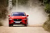Jaguar I-Pace 400 AWD - kann auch abseits befestigter Straßen überzeugen.